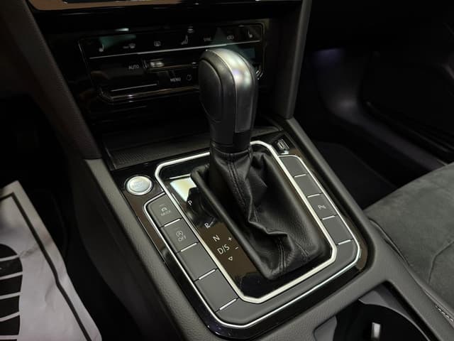 Volkswagen Passat i Örebro