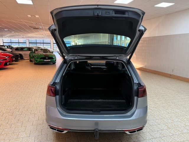 Volkswagen Passat i Örebro