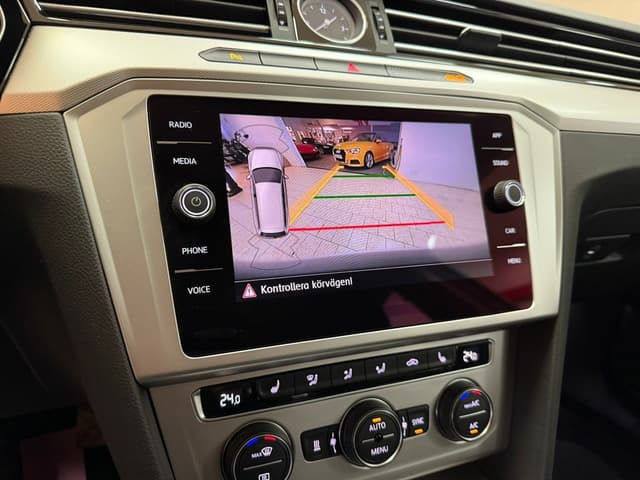 Volkswagen Passat i Örebro