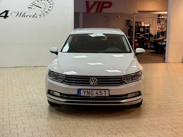 Volkswagen Passat i Örebro