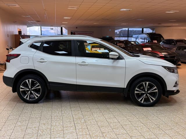 Nissan Qashqai i Örebro